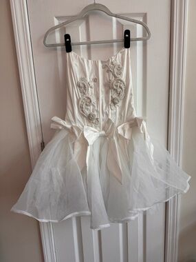 BLITHE LA White Corset Mini Bow Dress Size Medium